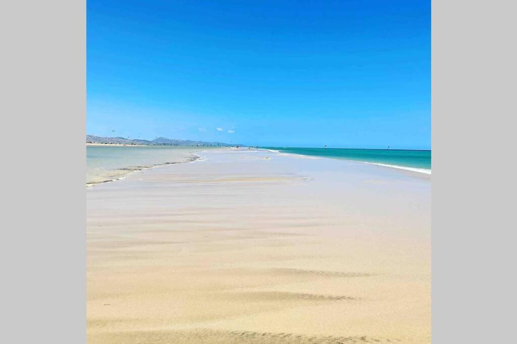 Costa Calma Sun & Beach Apartment - Wifi & Pool Esterno foto